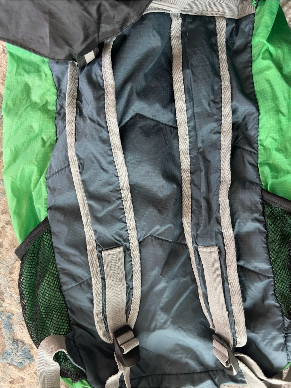 Adventuridge Green & Gray Lightweight packable backpack
